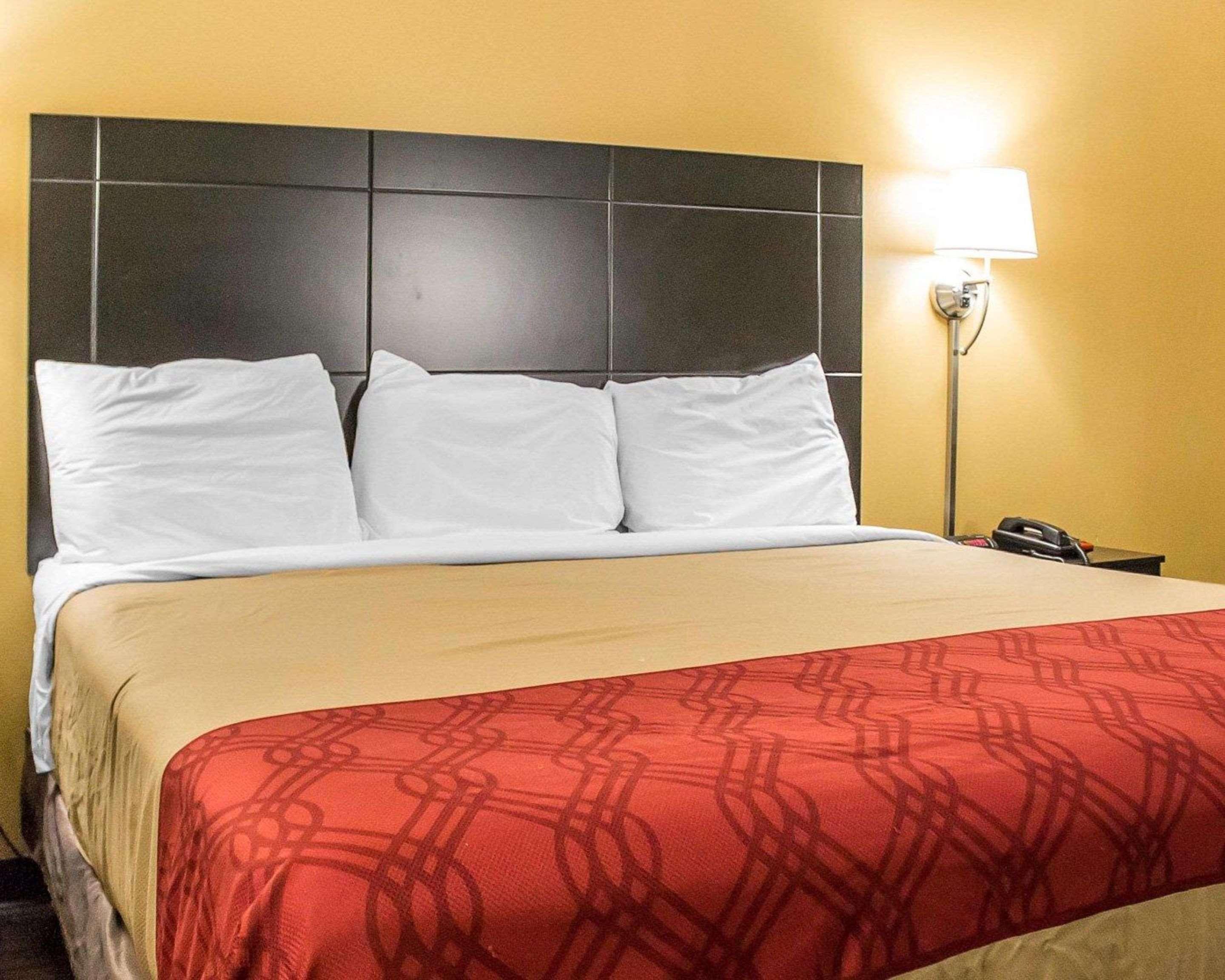 Econo Lodge Columbus Exterior photo